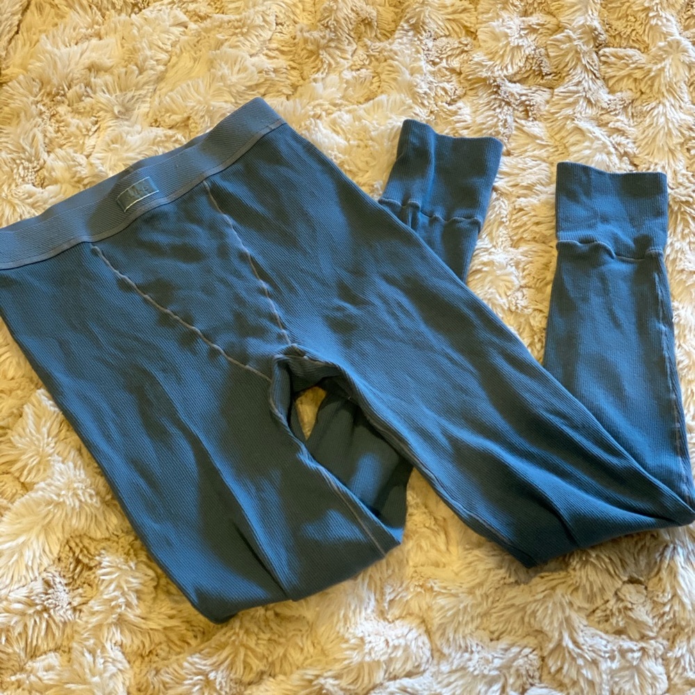 Skims Ribbed Leggings